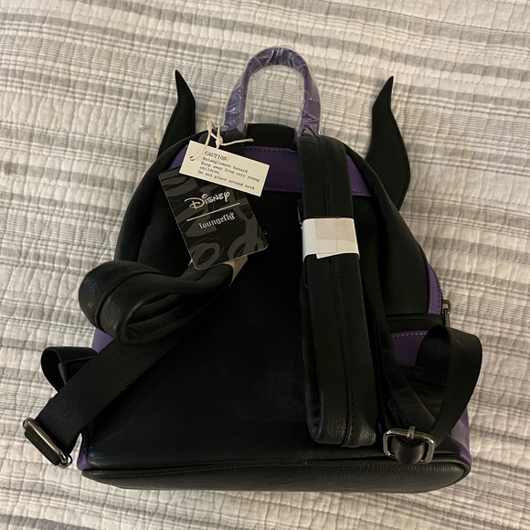 NWT Loungefly Disney Villain Maleficent Backpack - Picture 3 of 4